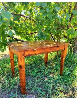 Table pour décoration
