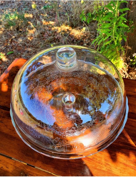 Cloche à gateau en verre