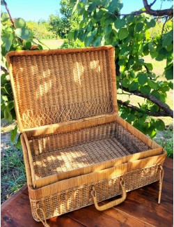 Valise vintage en osier