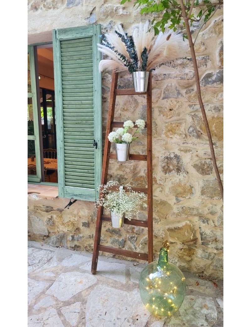 Echelle en bois + 4 pots