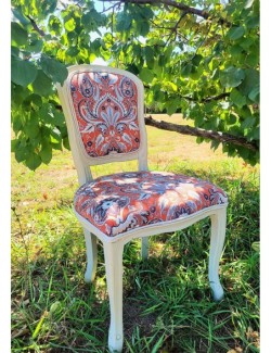 Chaise coloré